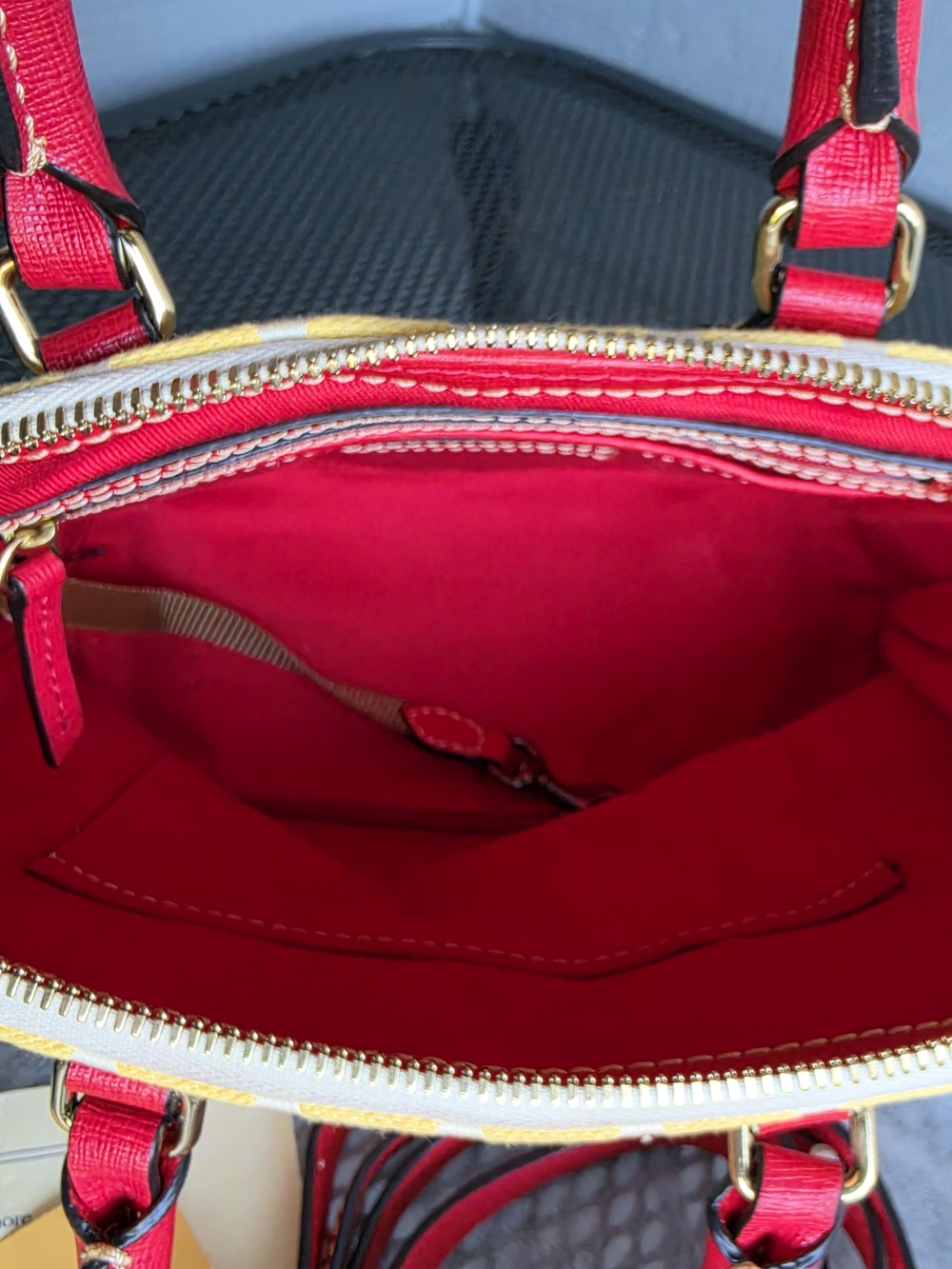 Dooney & Bourke Vintage Multicolor Heart Print Crossbody & Wristlet - Picture 9 of 16